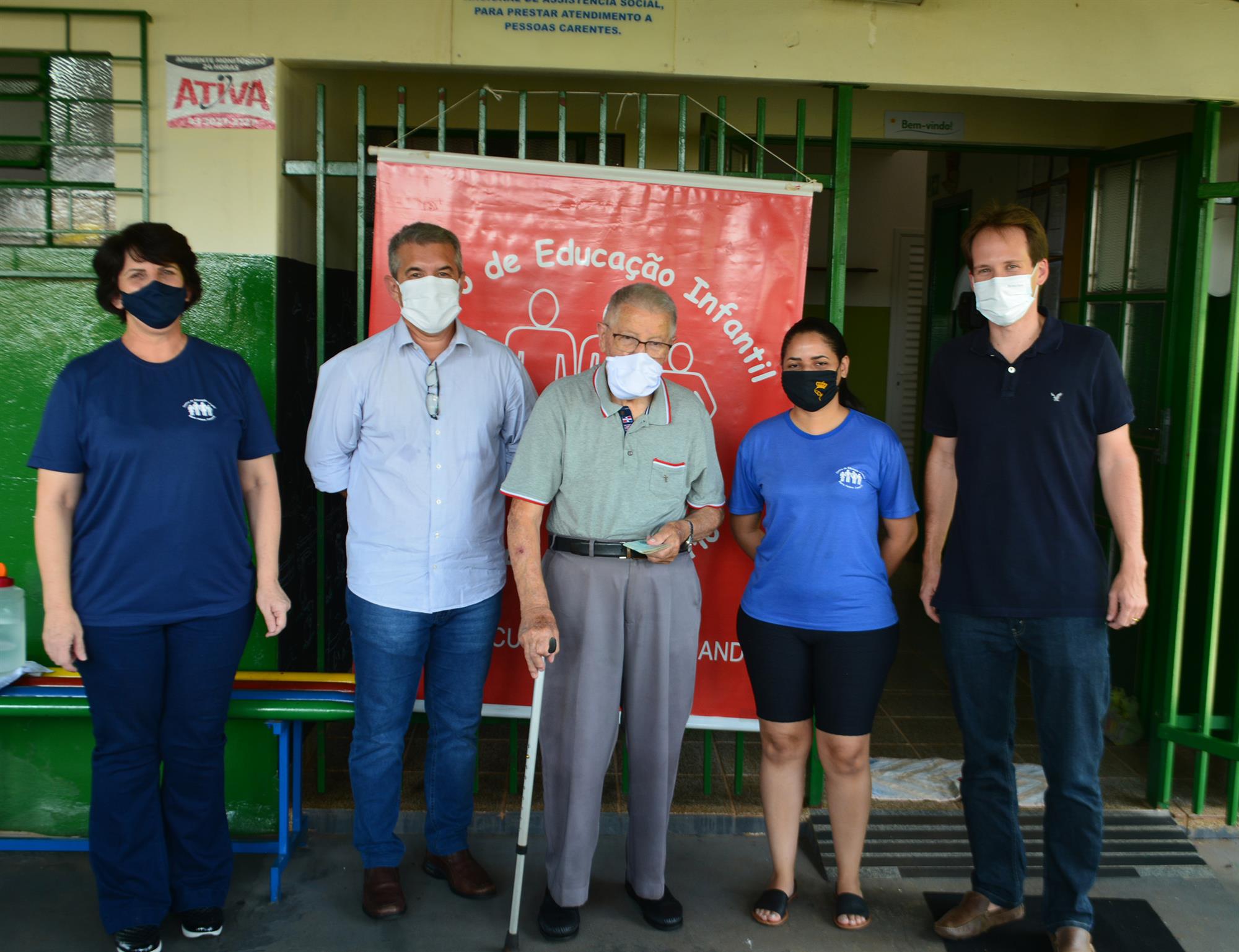 Londrina faz doação com parte do valor arrecadado com as máscaras